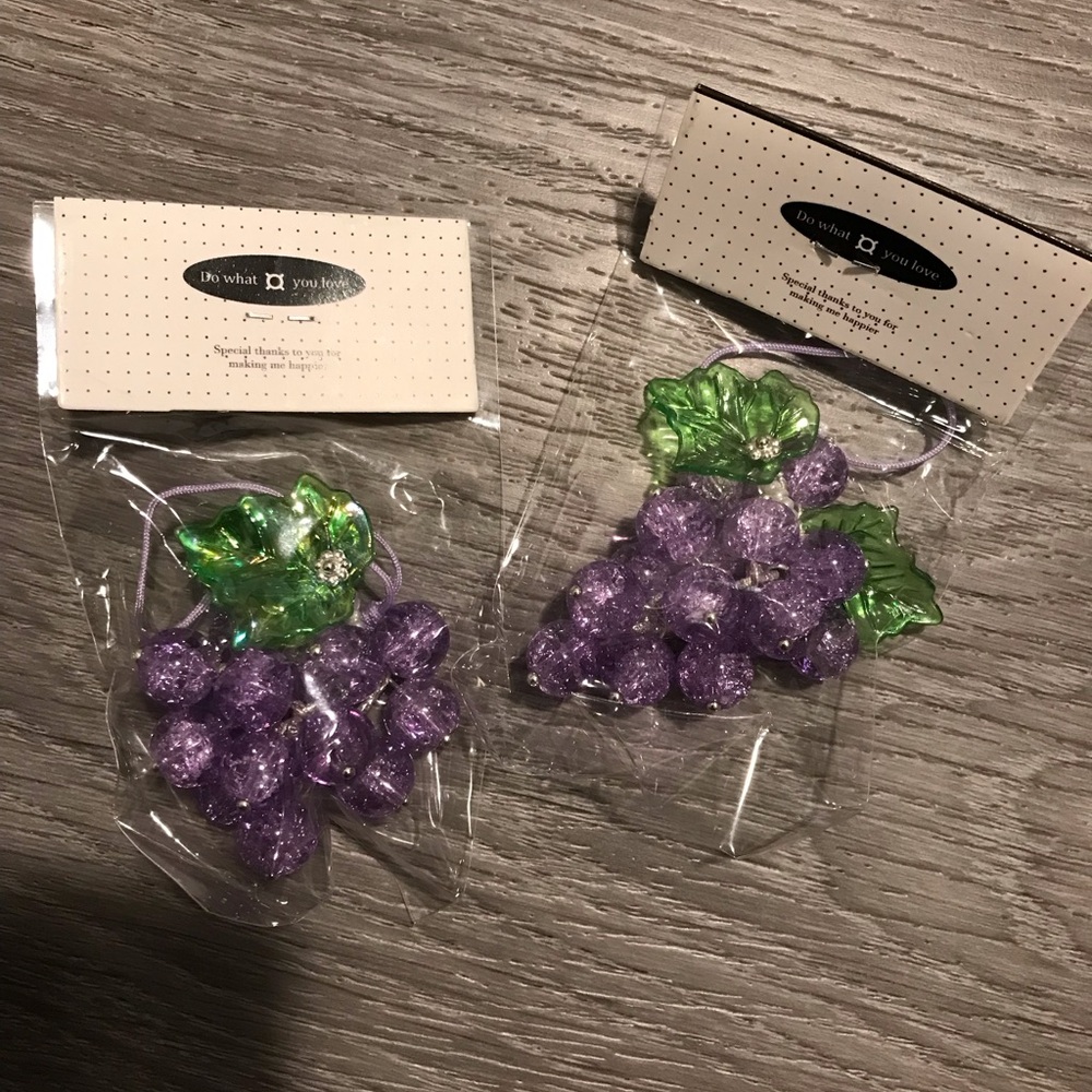 Crystal Grape Bag Charm Keychain + Pearl Hair Clips Bundle NWT 6pc Set